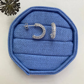 Brinco Meia Argola Cravejado