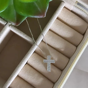 Colar Cruz Zircônia