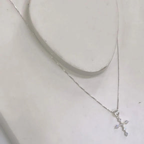 Colar Cruz com Zircônias